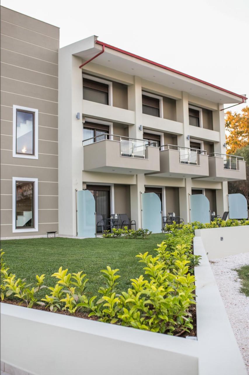 Gmare Aparthotel Gerakini Ngoại thất bức ảnh