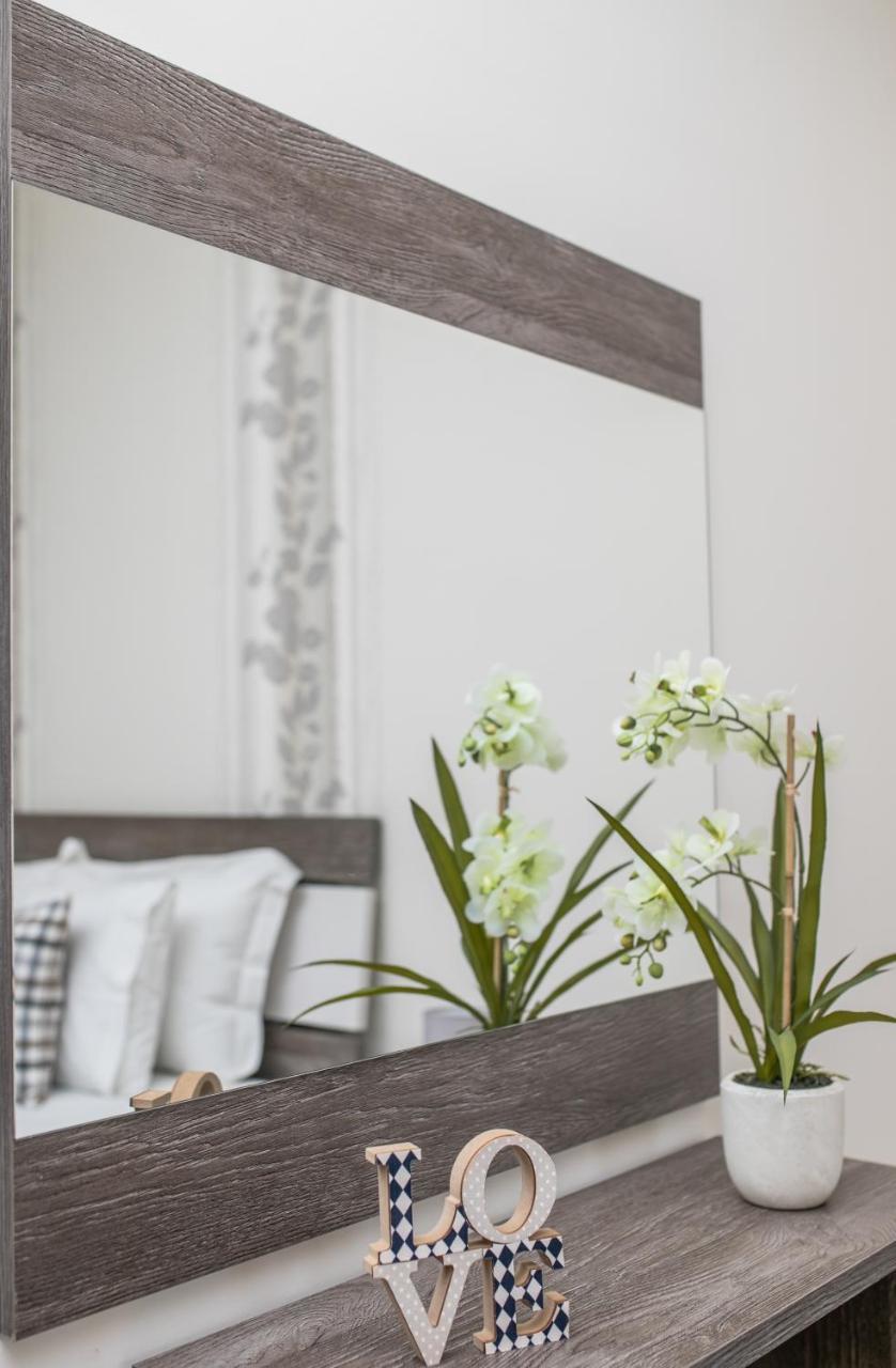 Gmare Aparthotel Gerakini Ngoại thất bức ảnh