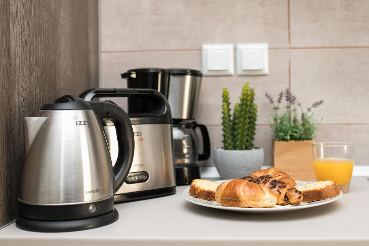 Gmare Aparthotel Gerakini Ngoại thất bức ảnh