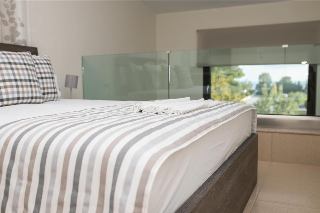 Gmare Aparthotel Gerakini Ngoại thất bức ảnh