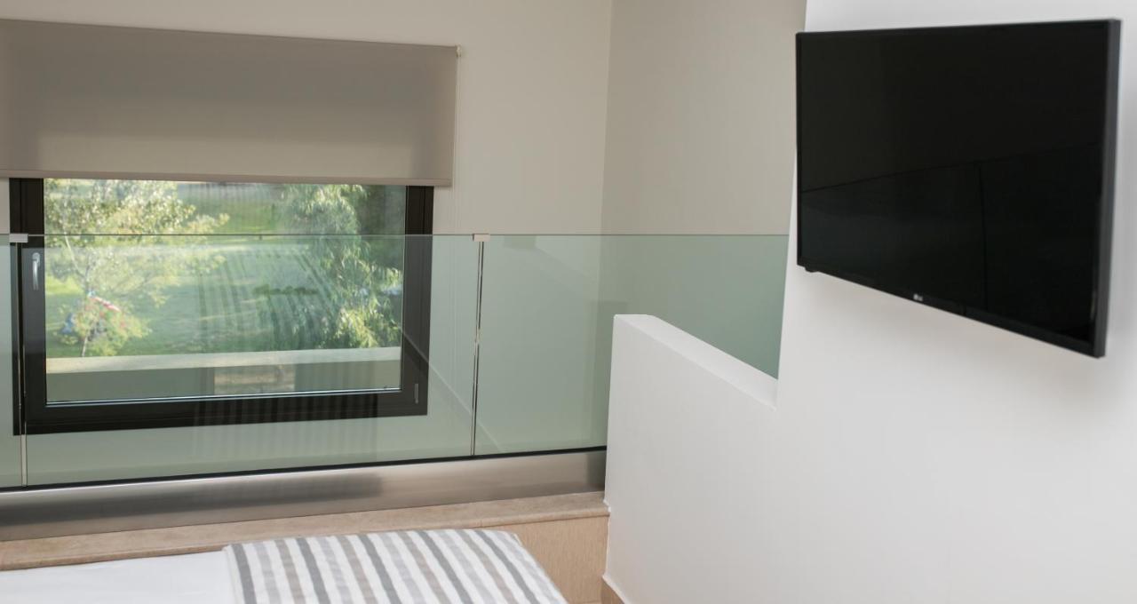 Gmare Aparthotel Gerakini Ngoại thất bức ảnh