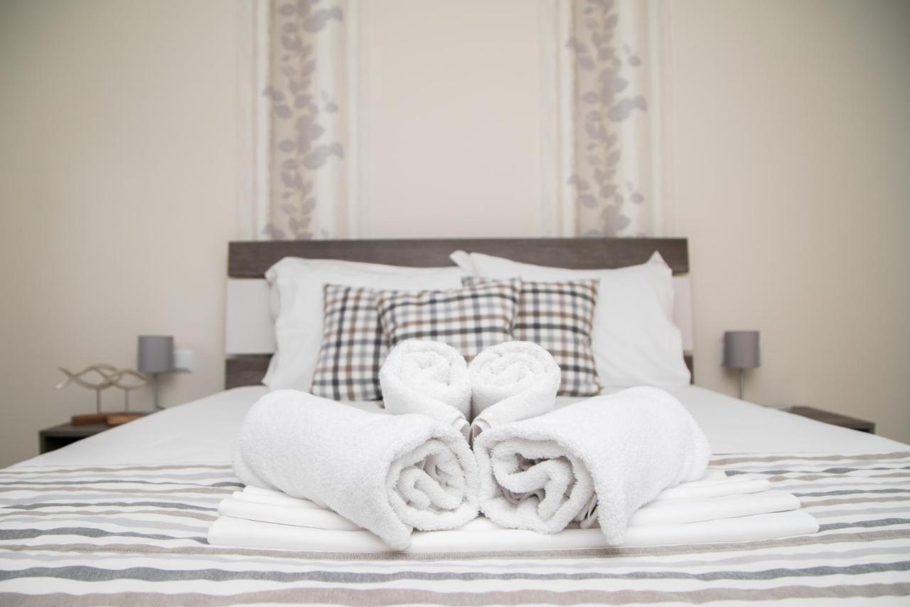 Gmare Aparthotel Gerakini Ngoại thất bức ảnh