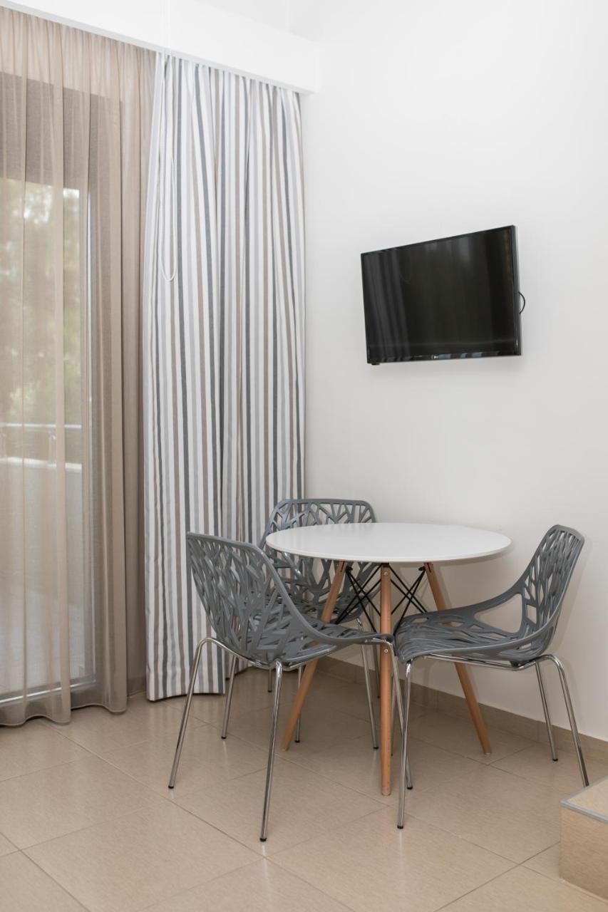 Gmare Aparthotel Gerakini Ngoại thất bức ảnh